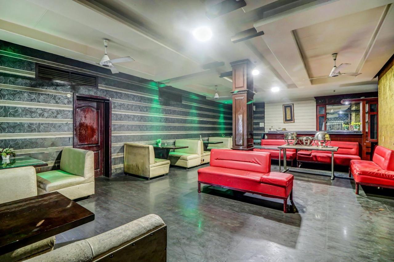 Oyo 61861 Hotel Dream Palace Durg Екстер'єр фото